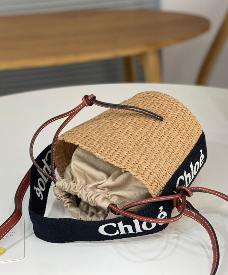 Chloe Small Woody Basket Black